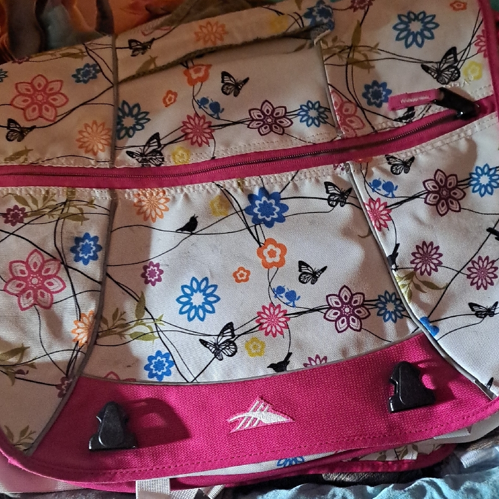 Chic Floral Butterfly Bag